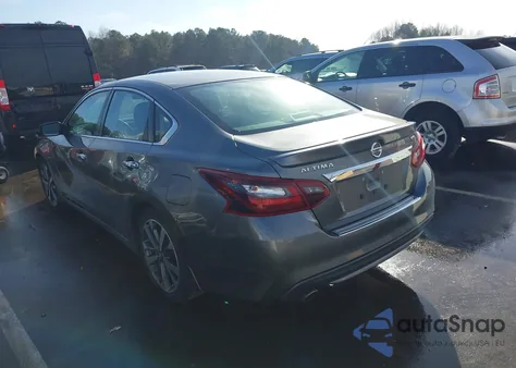 2017 Nissan Altima 2.5 Sr z USA, uszkodzony, nr VIN 1N4AL3AP0HC136136